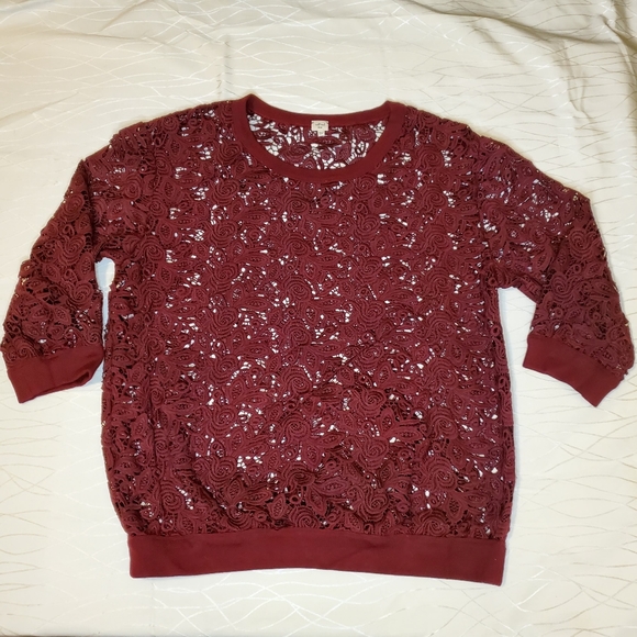 Aritzia Wilfred Burgundy Oversize Lace Sweatshirt - Picture 2 of 9